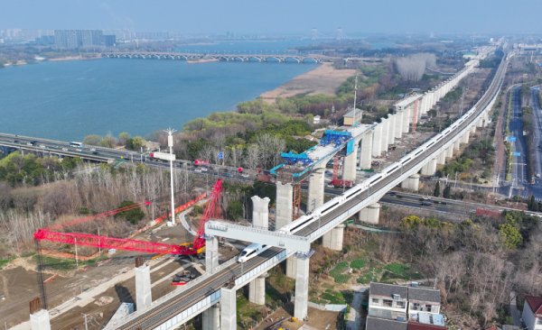 金策略 新能源车“抱团”出海，长三角打造世界级IP
